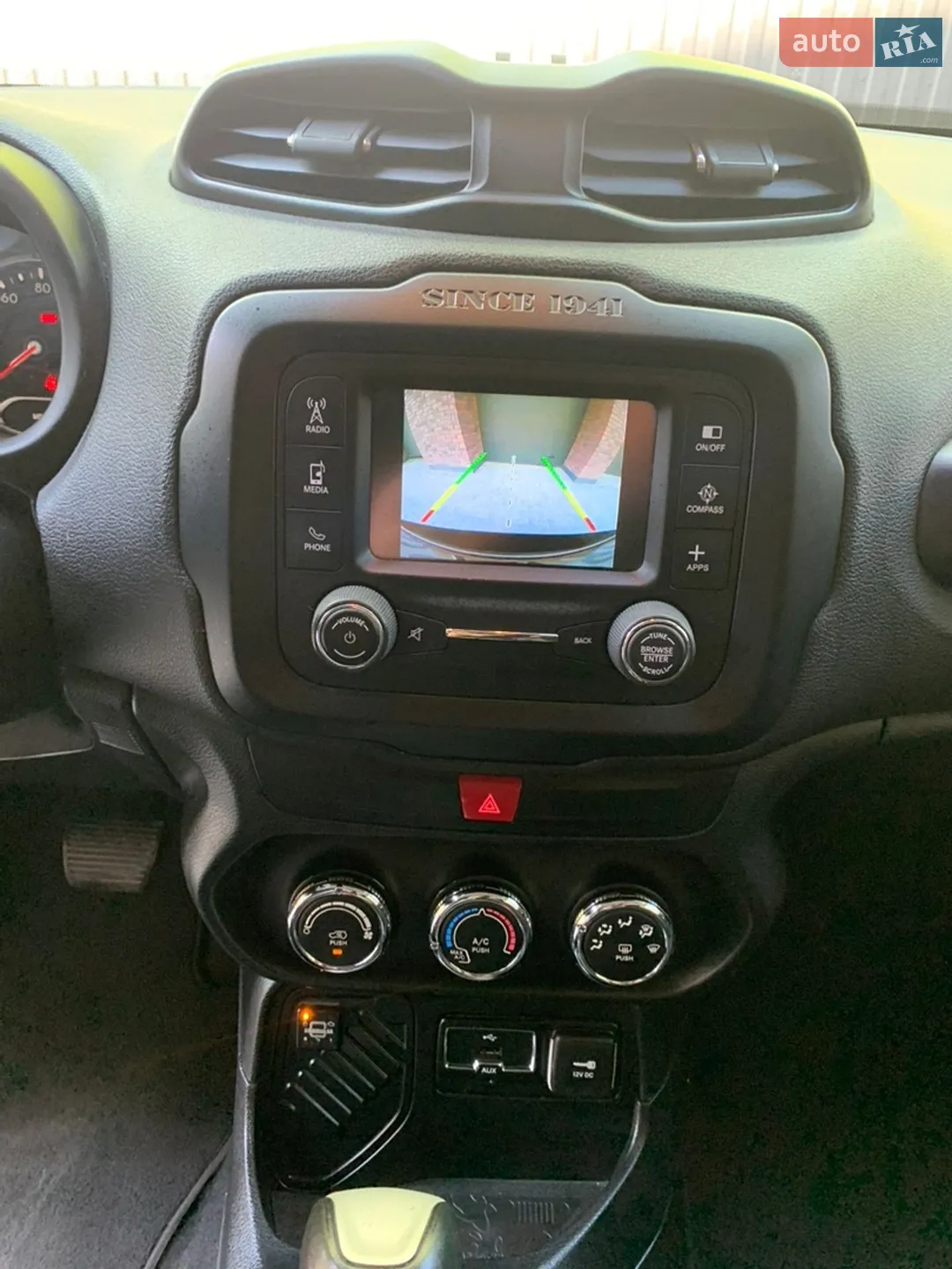 2015 Jeep Renegade - мініатюра 18
