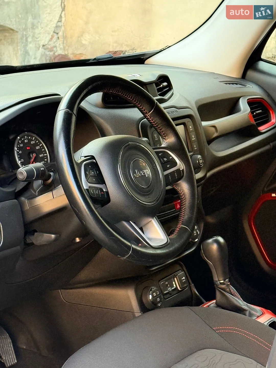 2015 Jeep Renegade - мініатюра 25