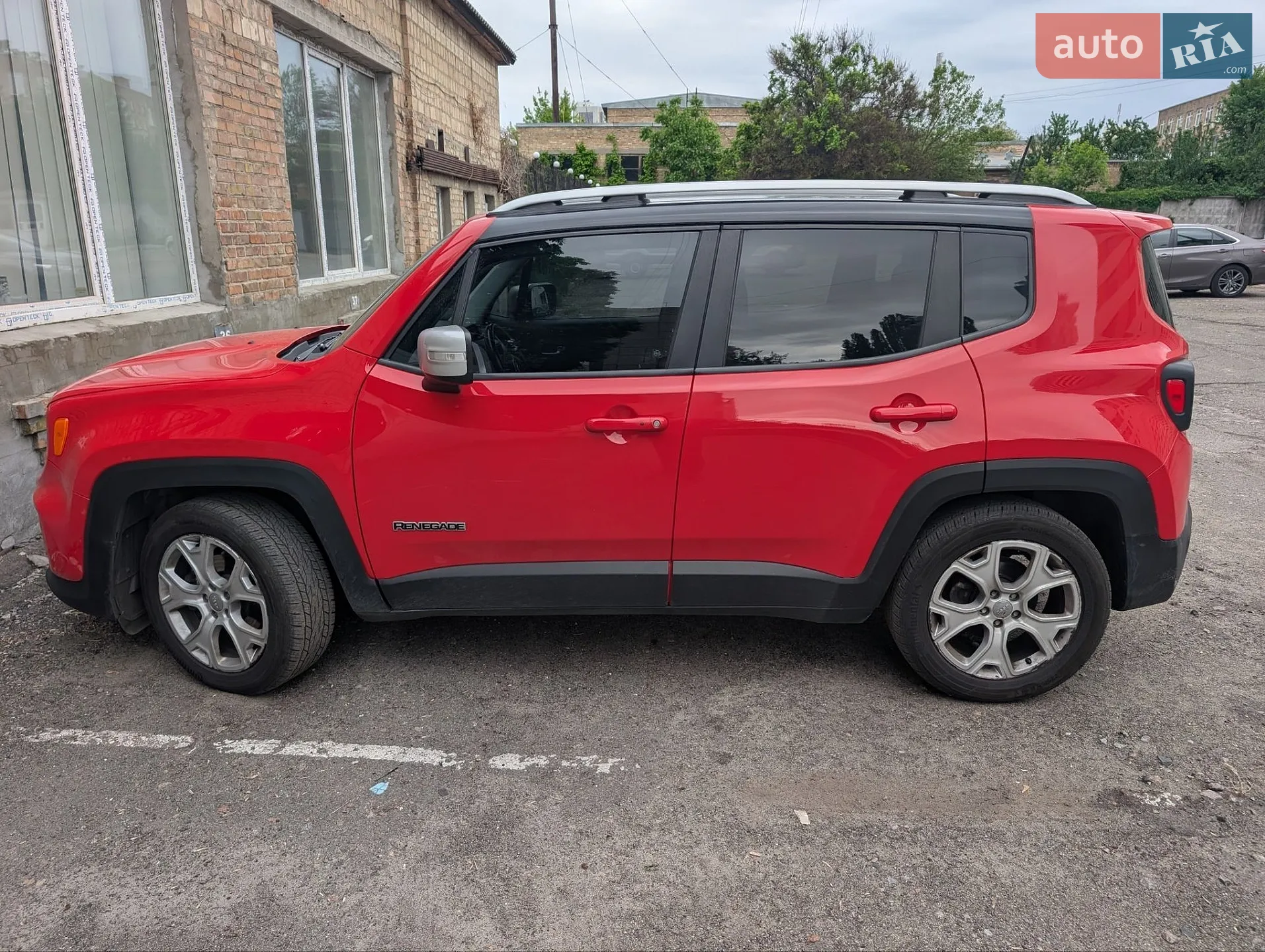 2018 Jeep Renegade - фото 1