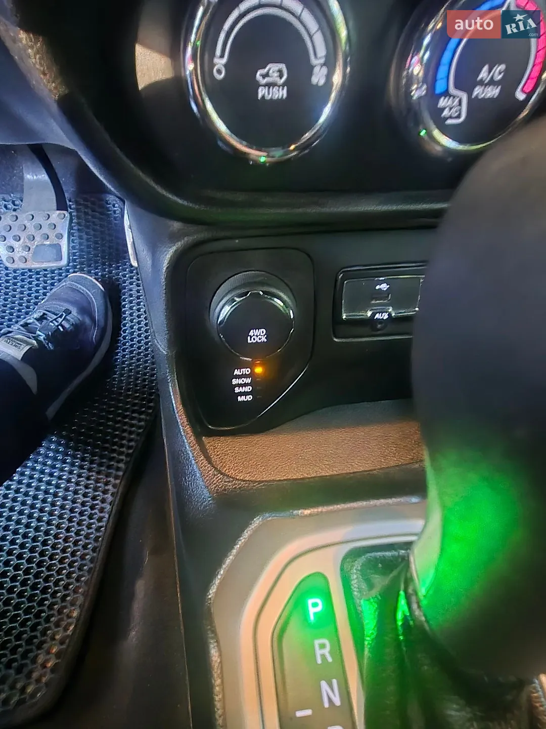 2016 Jeep Renegade - мініатюра 7