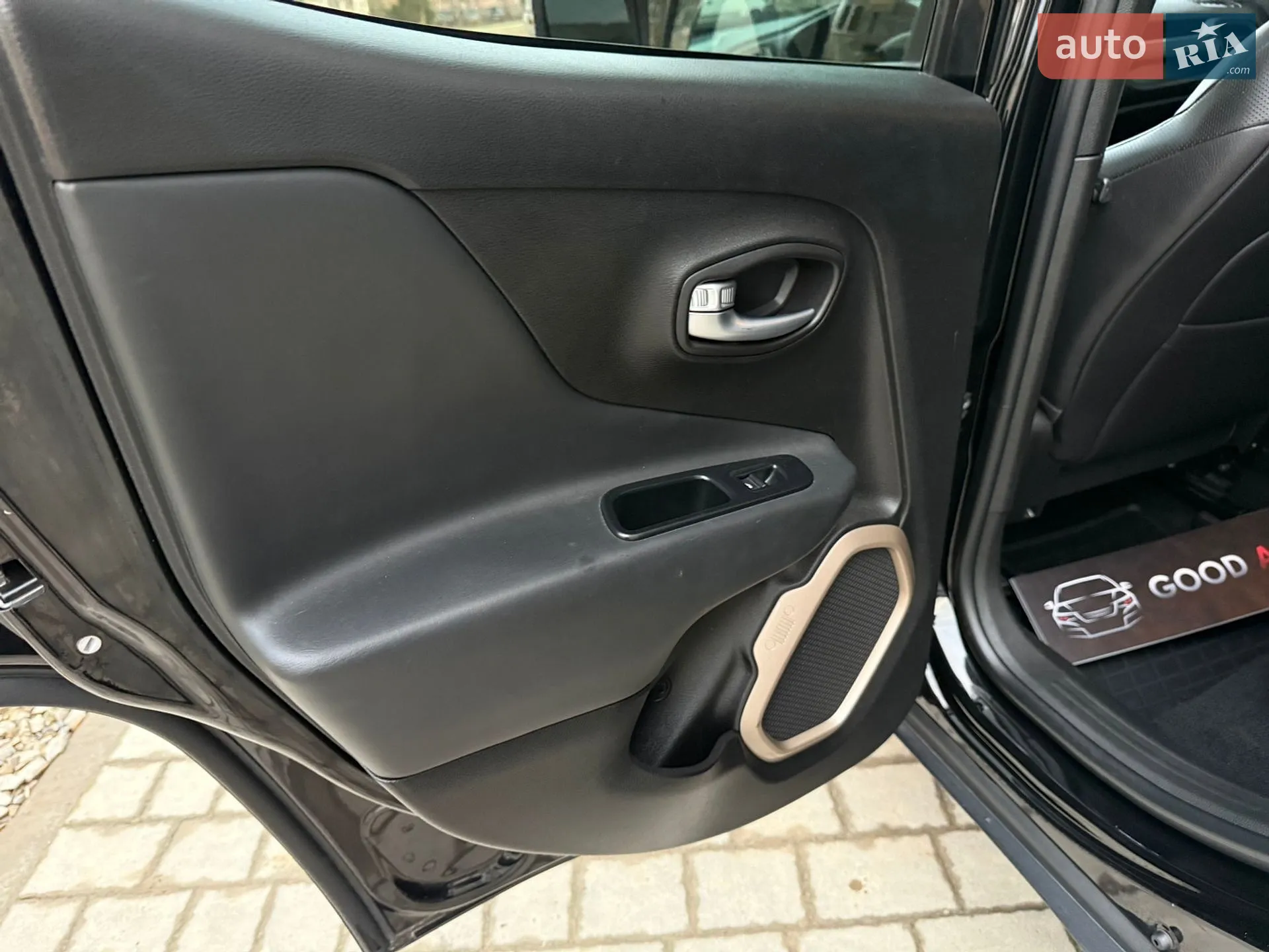 2016 Jeep Renegade - мініатюра 41