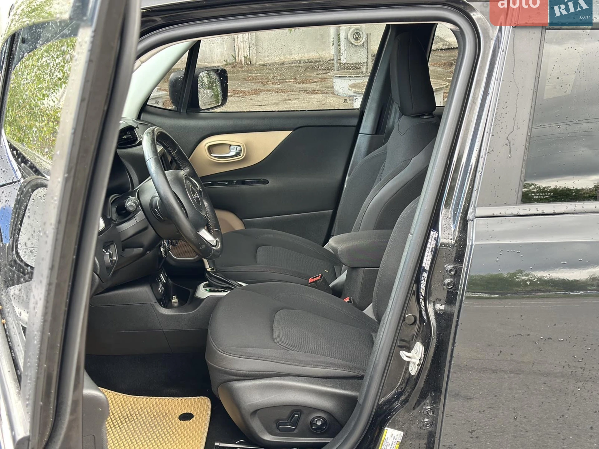 2015 Jeep Renegade - мініатюра 12