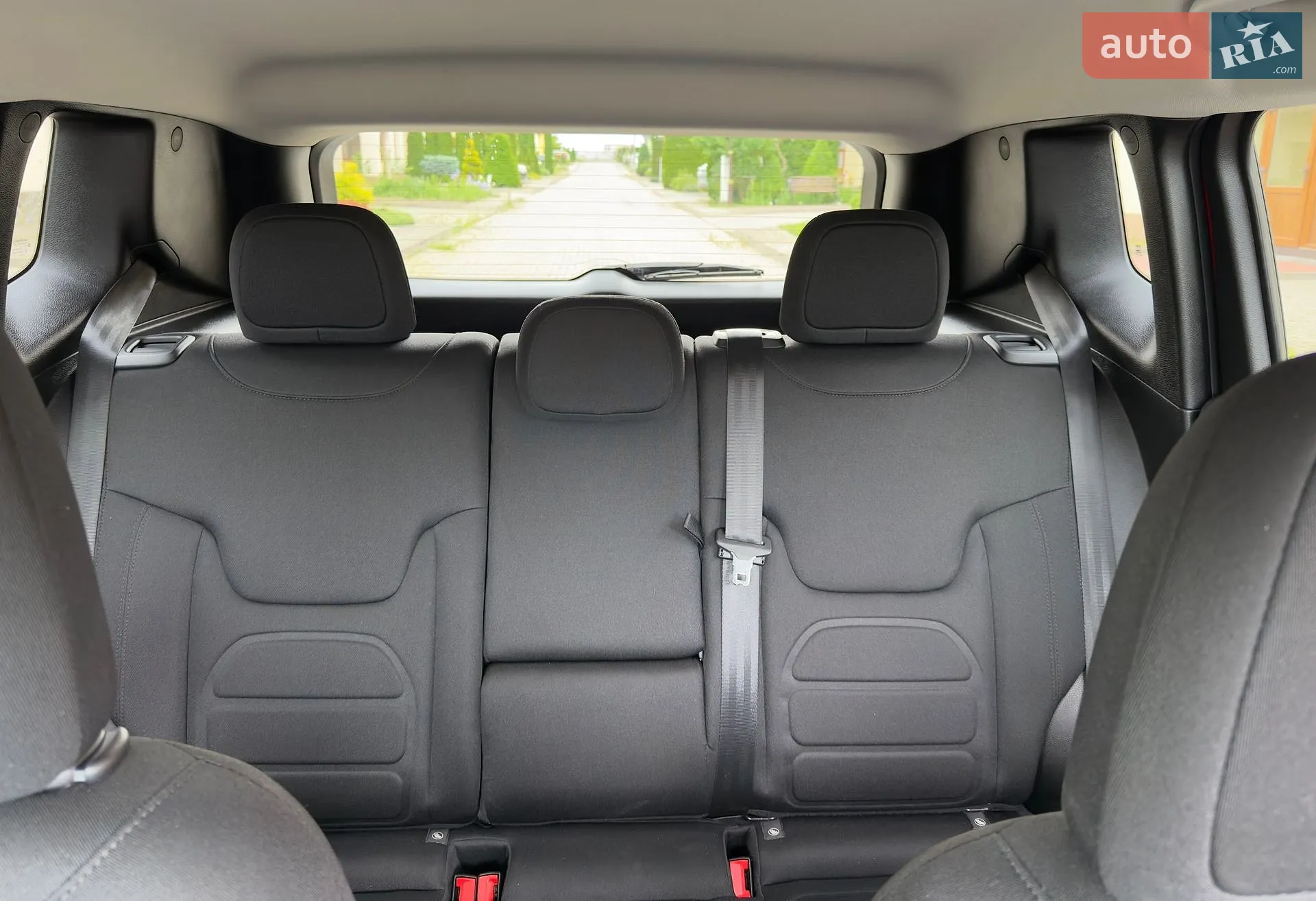 2019 Jeep Renegade - мініатюра 18