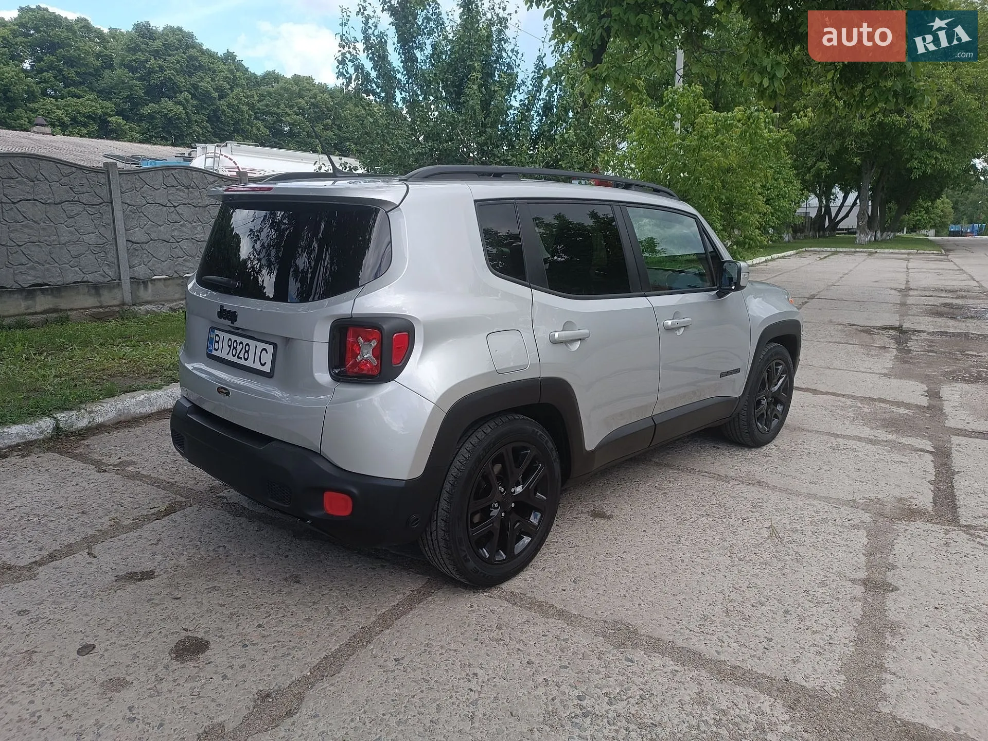 2017 Jeep Renegade - мініатюра 4