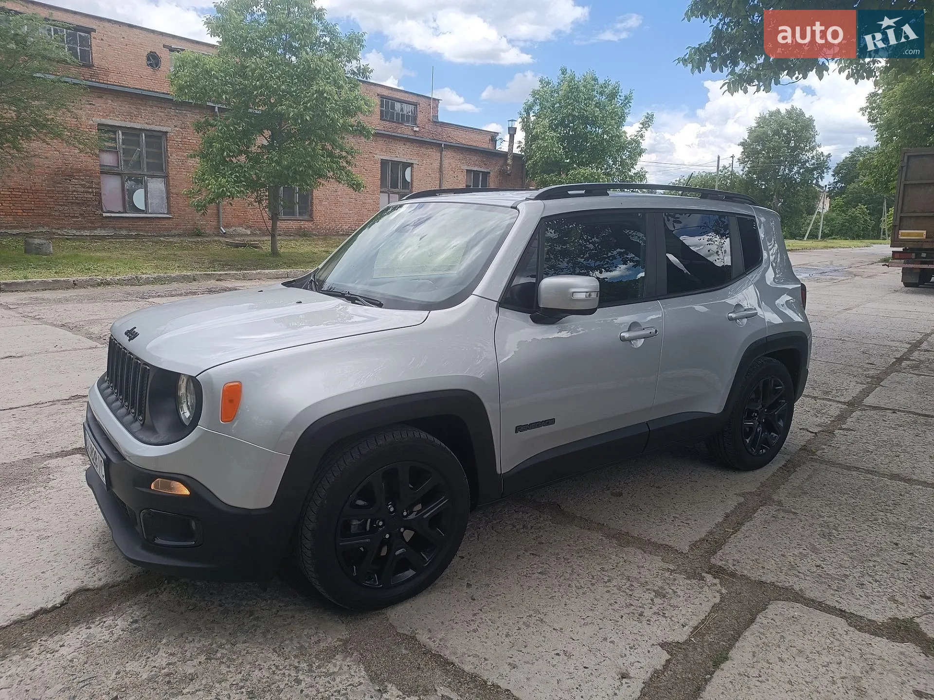 2017 Jeep Renegade - мініатюра 8