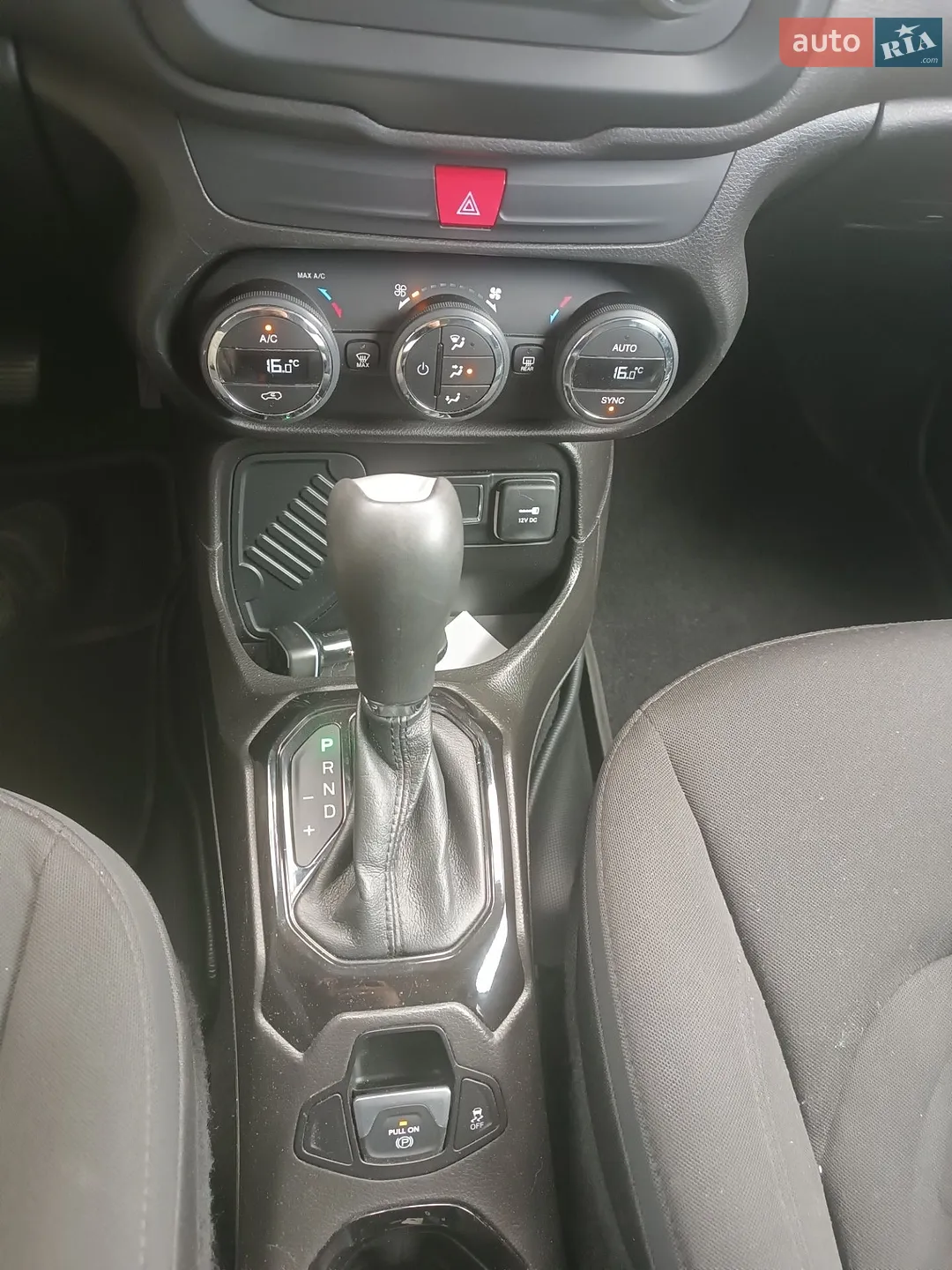 2017 Jeep Renegade - мініатюра 17