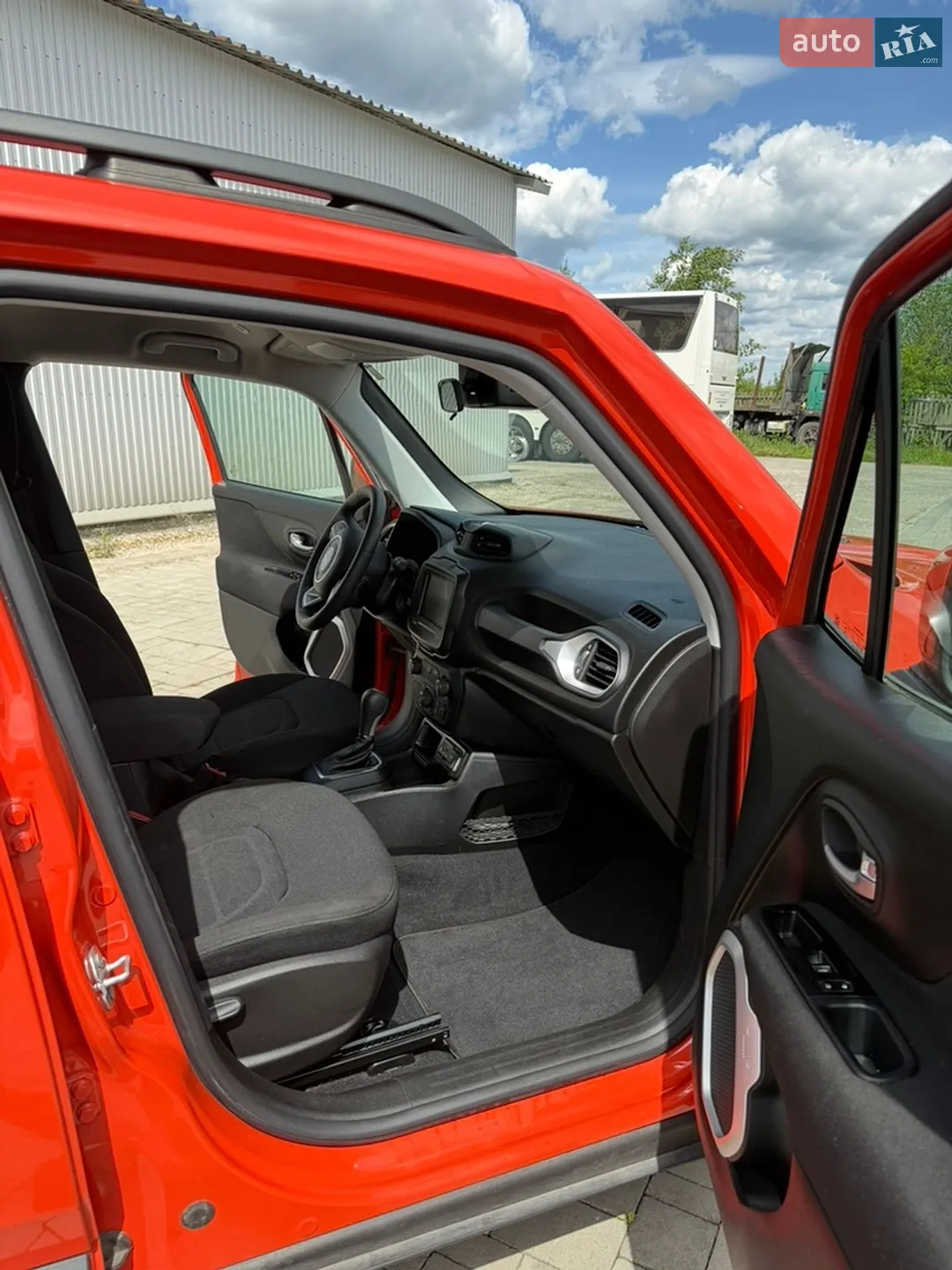2020 Jeep Renegade - мініатюра 9