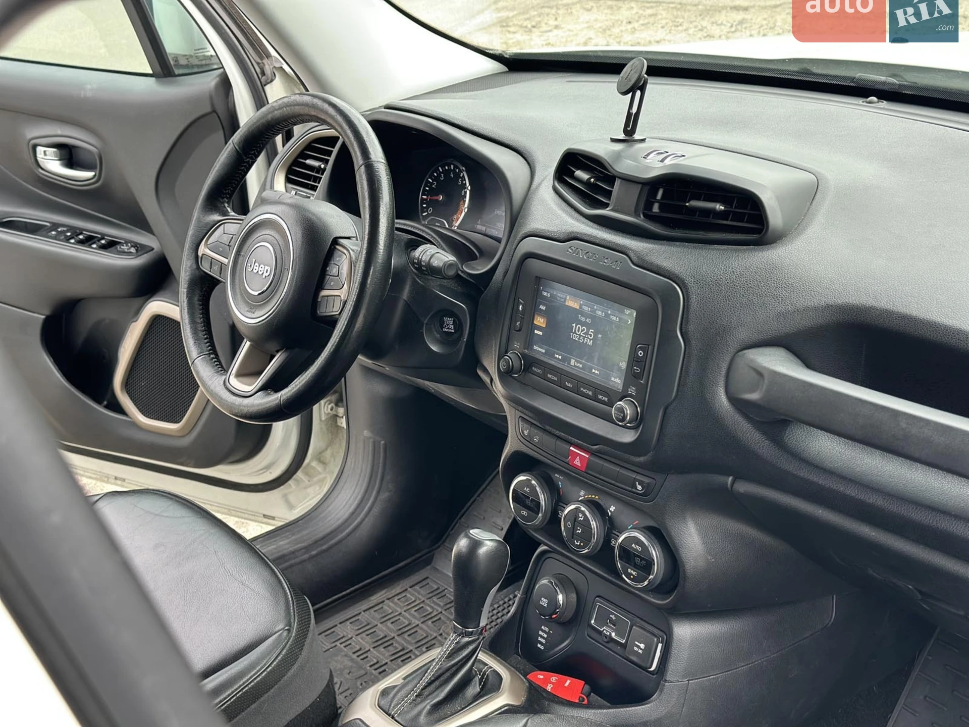 2015 Jeep Renegade - мініатюра 17