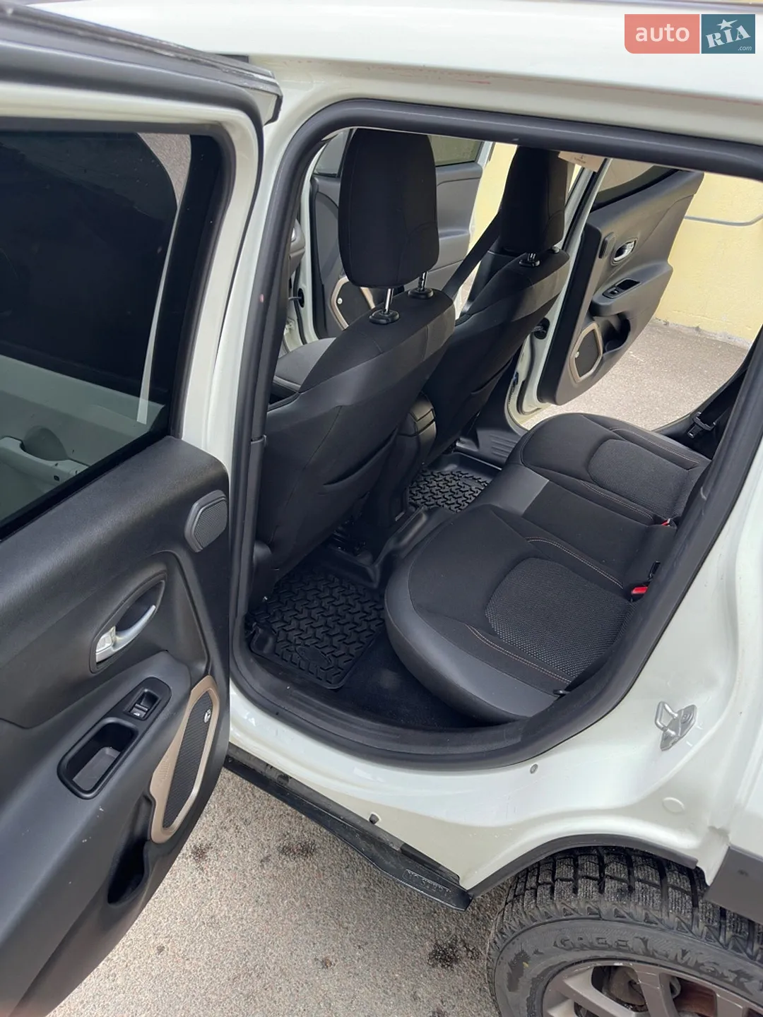 2016 Jeep Renegade - мініатюра 10