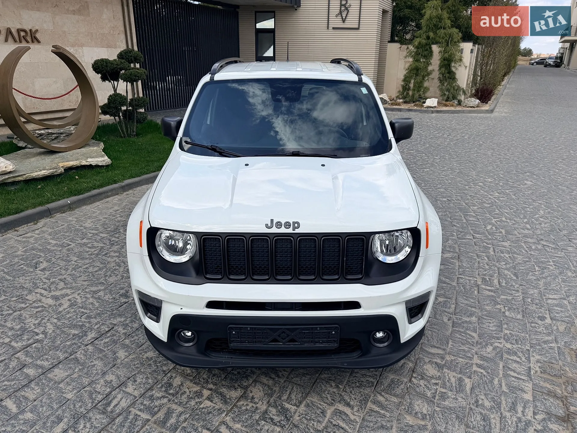 2021 Jeep Renegade - мініатюра 3