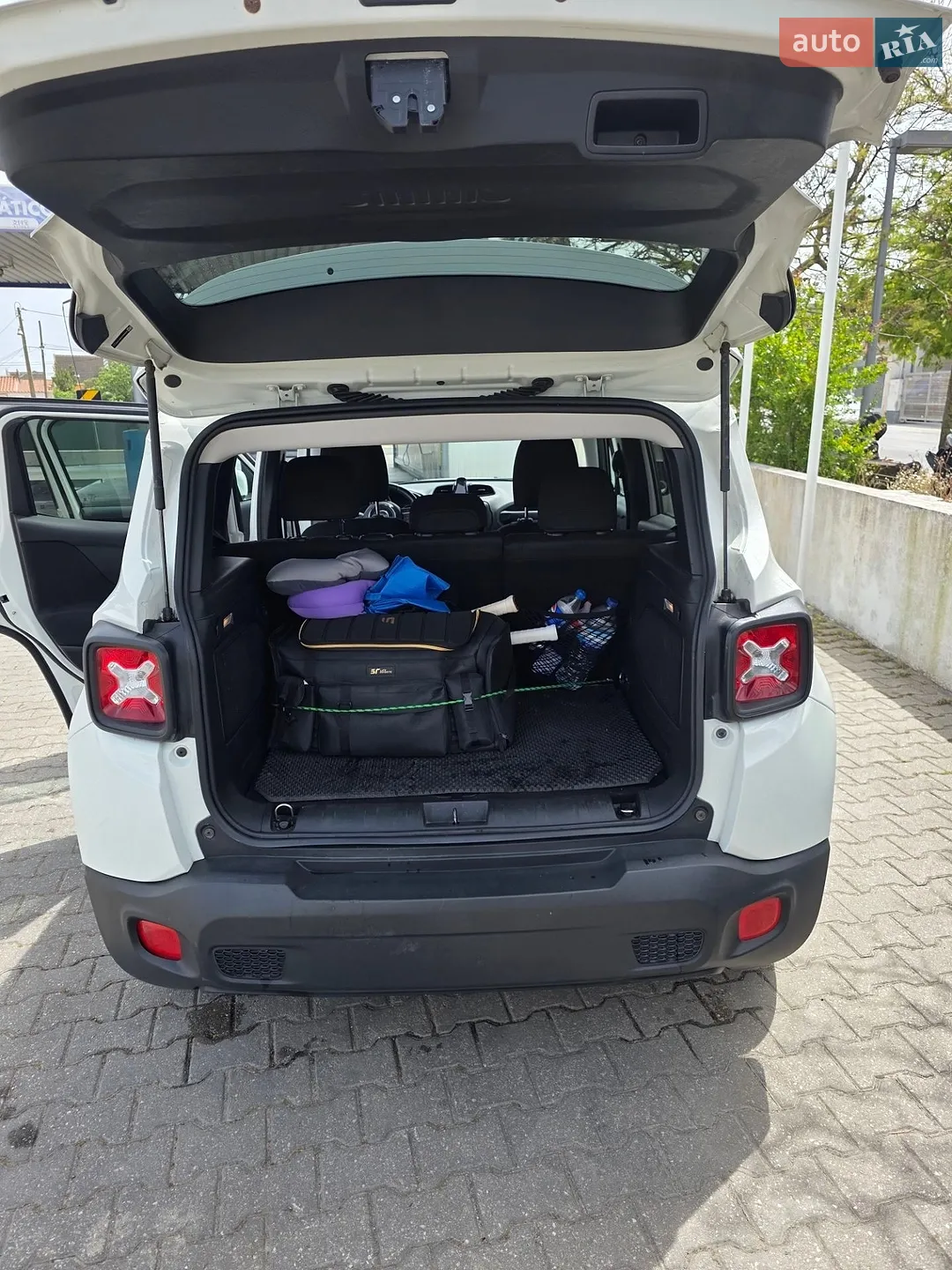 2015 Jeep Renegade - мініатюра 14