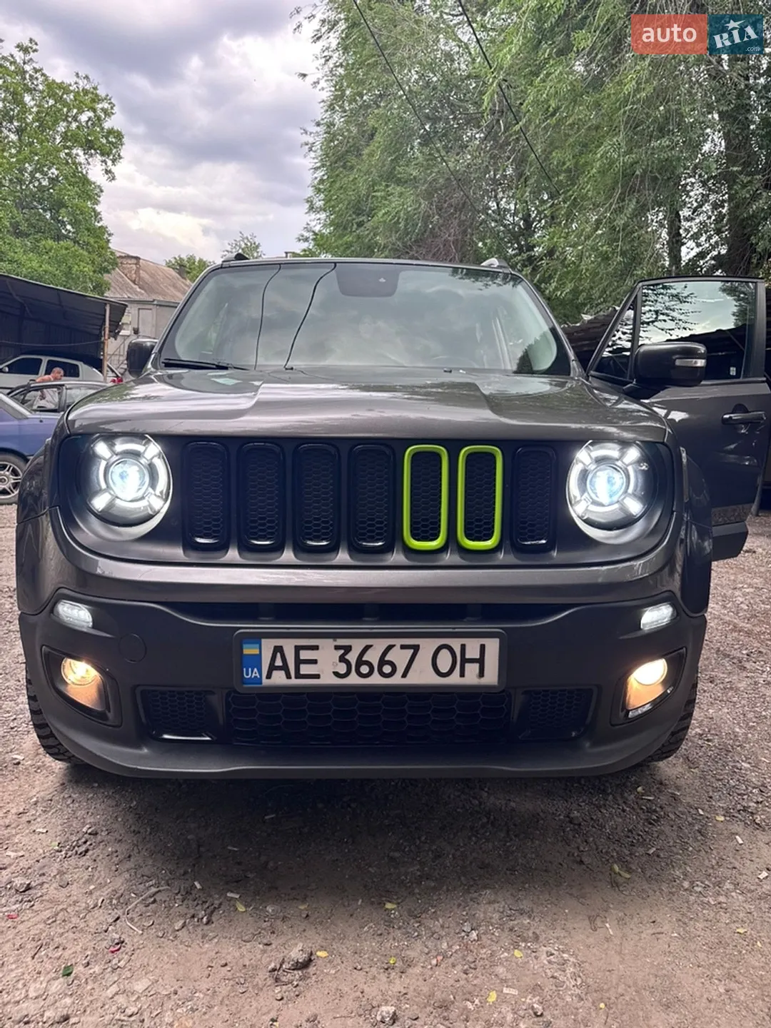 2017 Jeep Renegade - мініатюра 2
