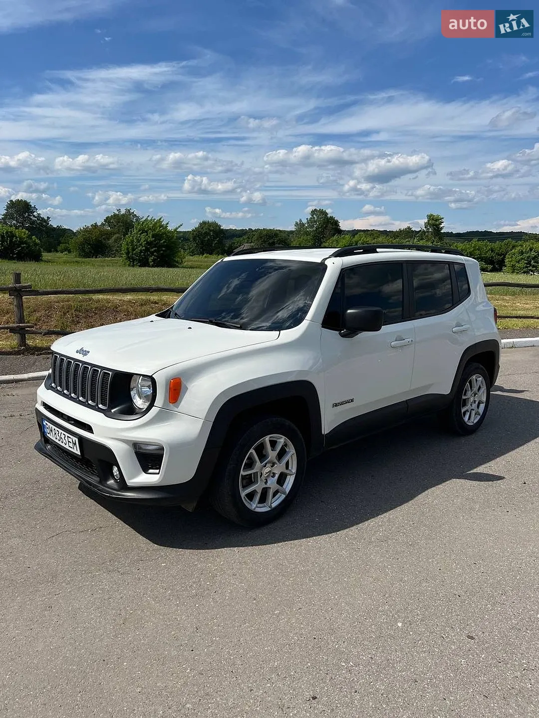 2022 Jeep Renegade - фото 1