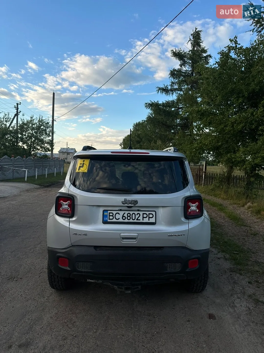Jeep Renegade 2018 VIN ZACCJBAB1JPH71262 фото оголошення 4 з 16