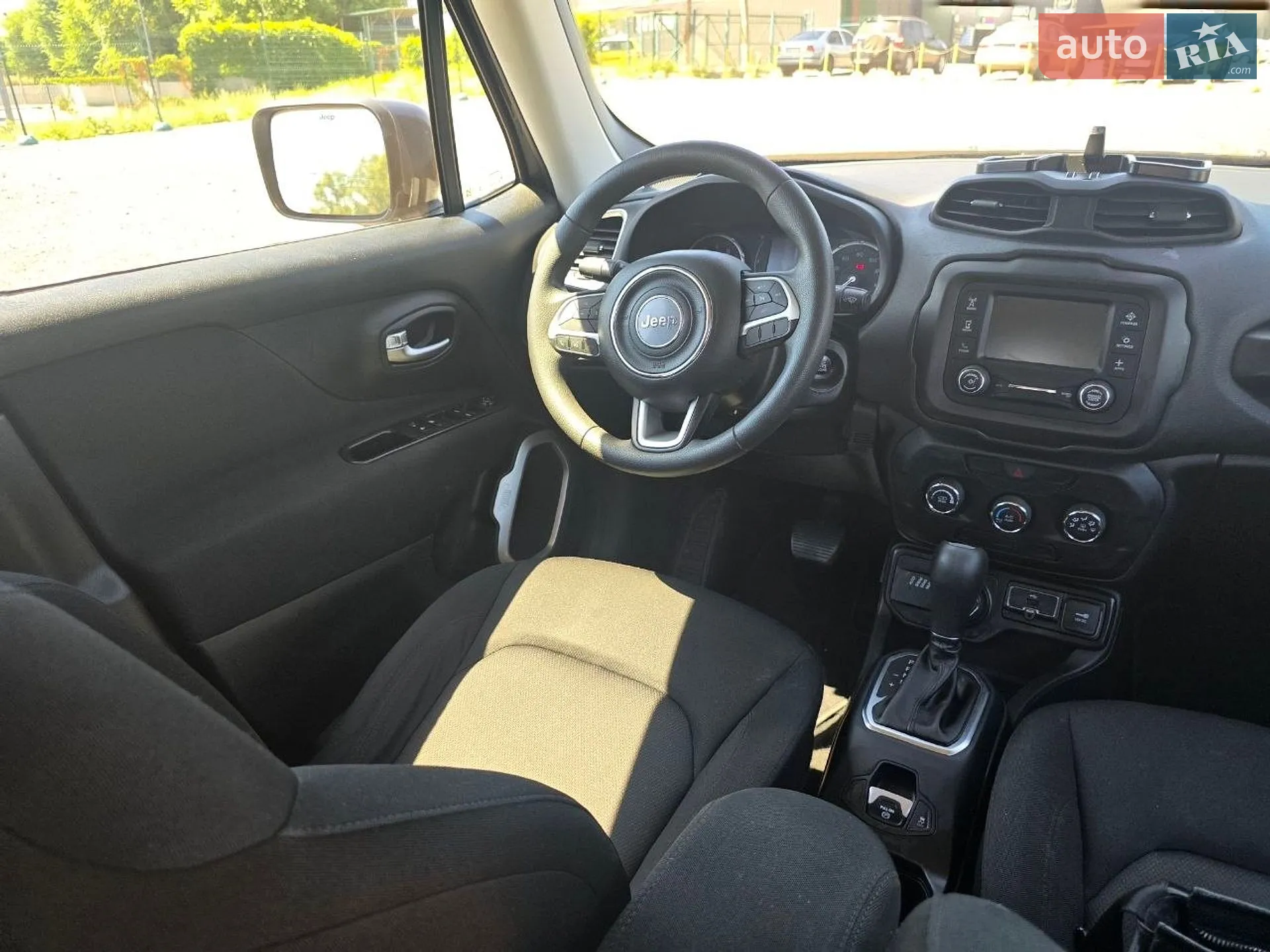 2020 Jeep Renegade - мініатюра 21