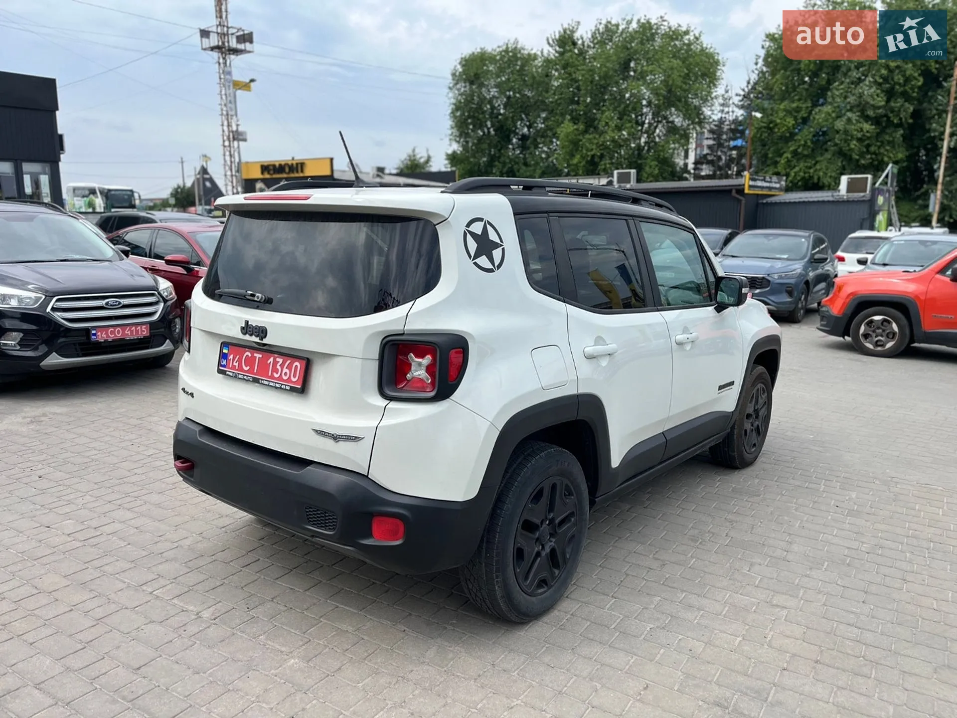 2016 Jeep Renegade - мініатюра 3