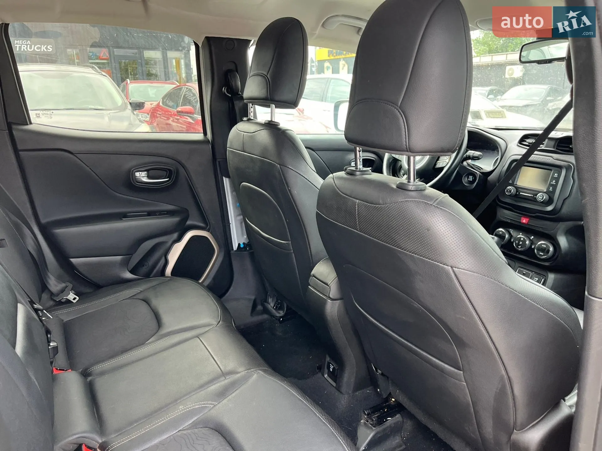 2016 Jeep Renegade - мініатюра 14