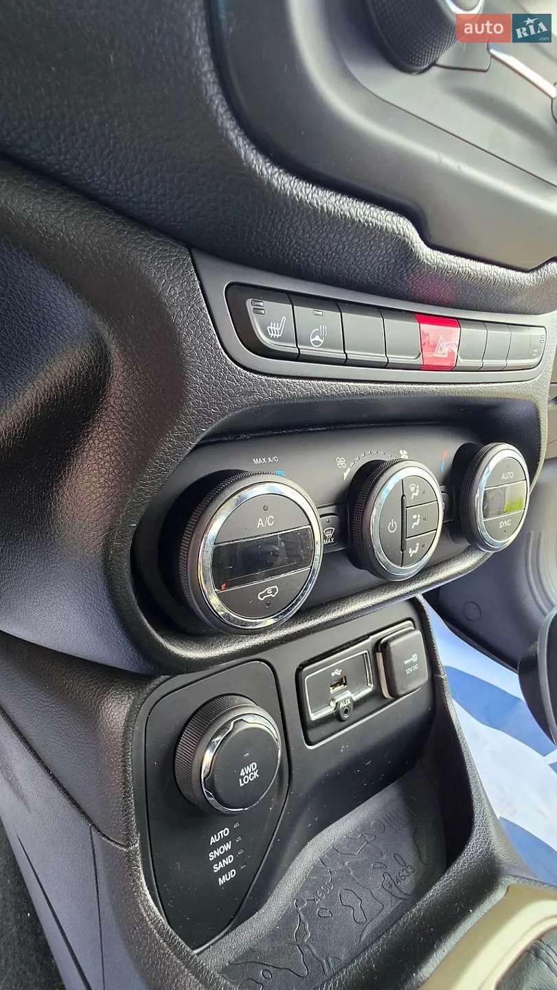2017 Jeep Renegade - мініатюра 37