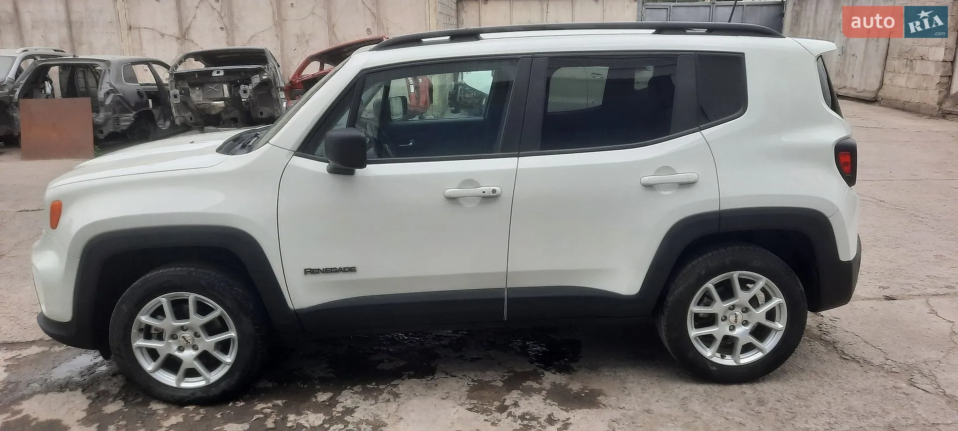 2022 Jeep Renegade - мініатюра 3