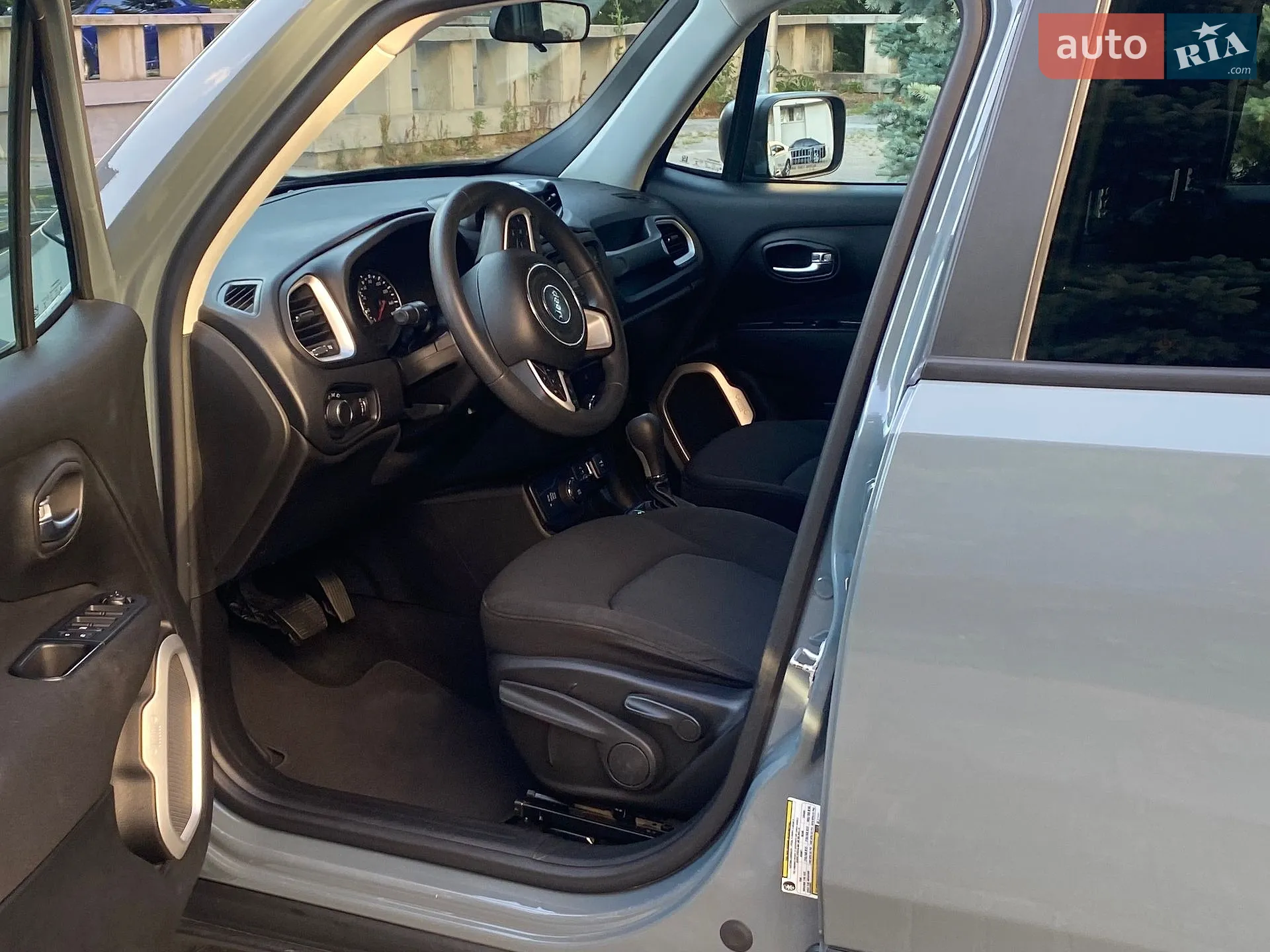 2018 Jeep Renegade - мініатюра 15