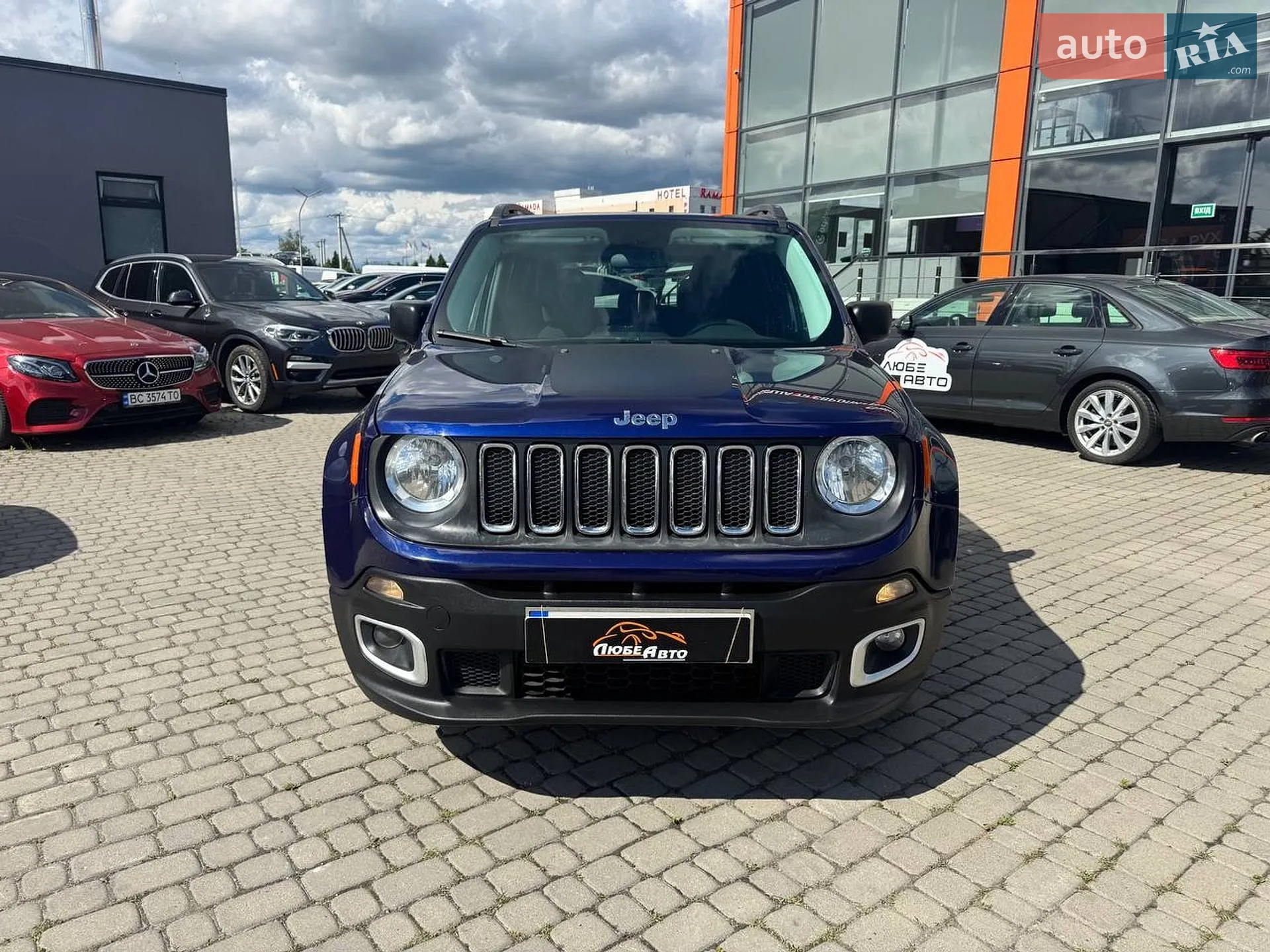 2016 Jeep Renegade - мініатюра 2