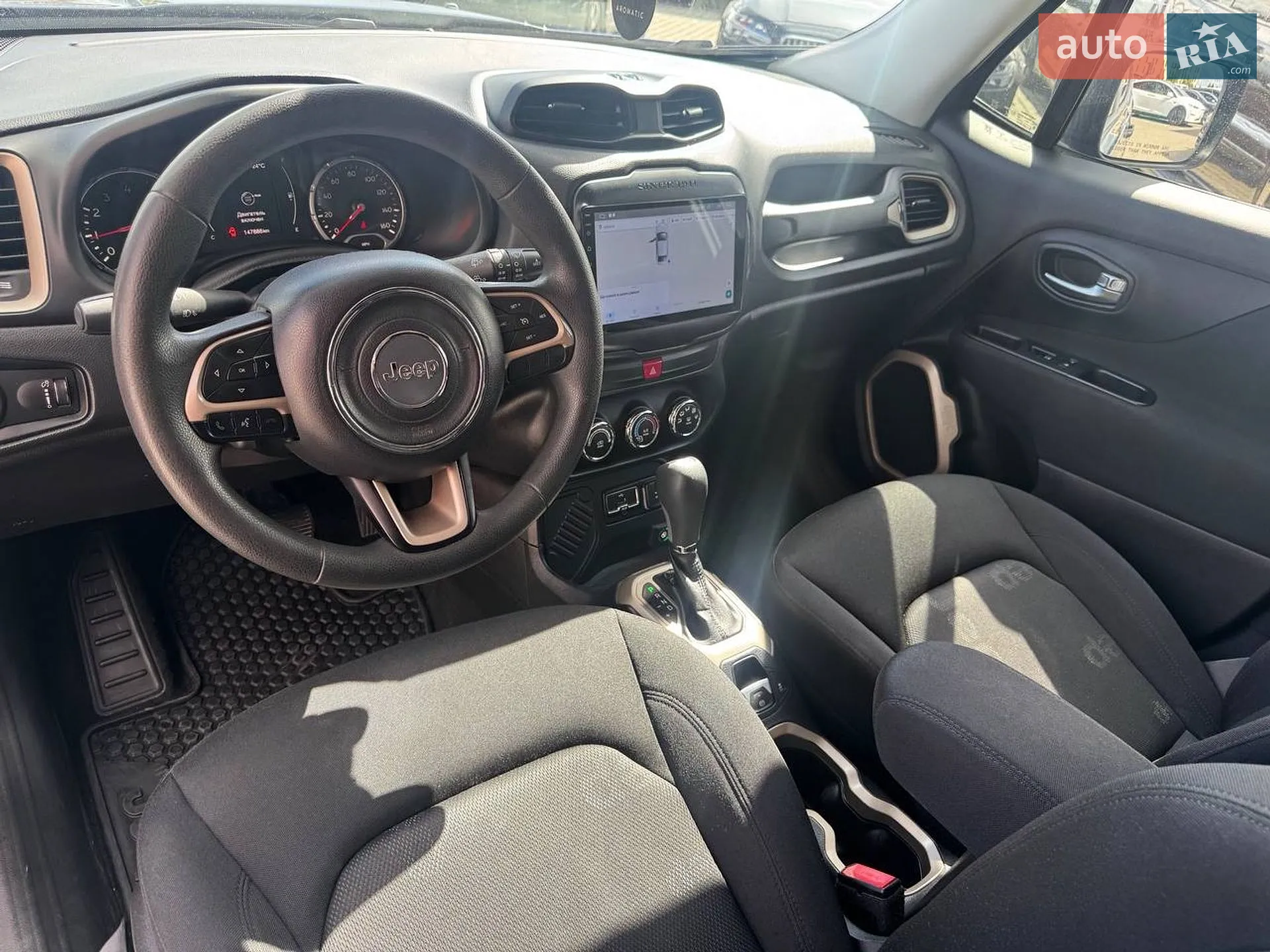 2016 Jeep Renegade - мініатюра 14