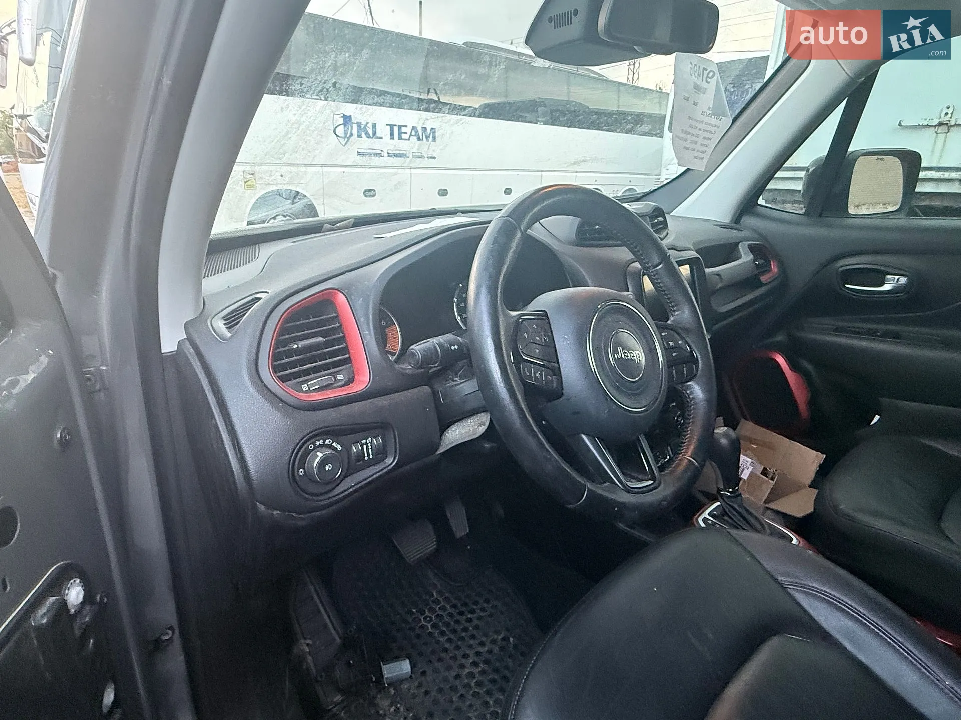 2022 Jeep Renegade - мініатюра 15
