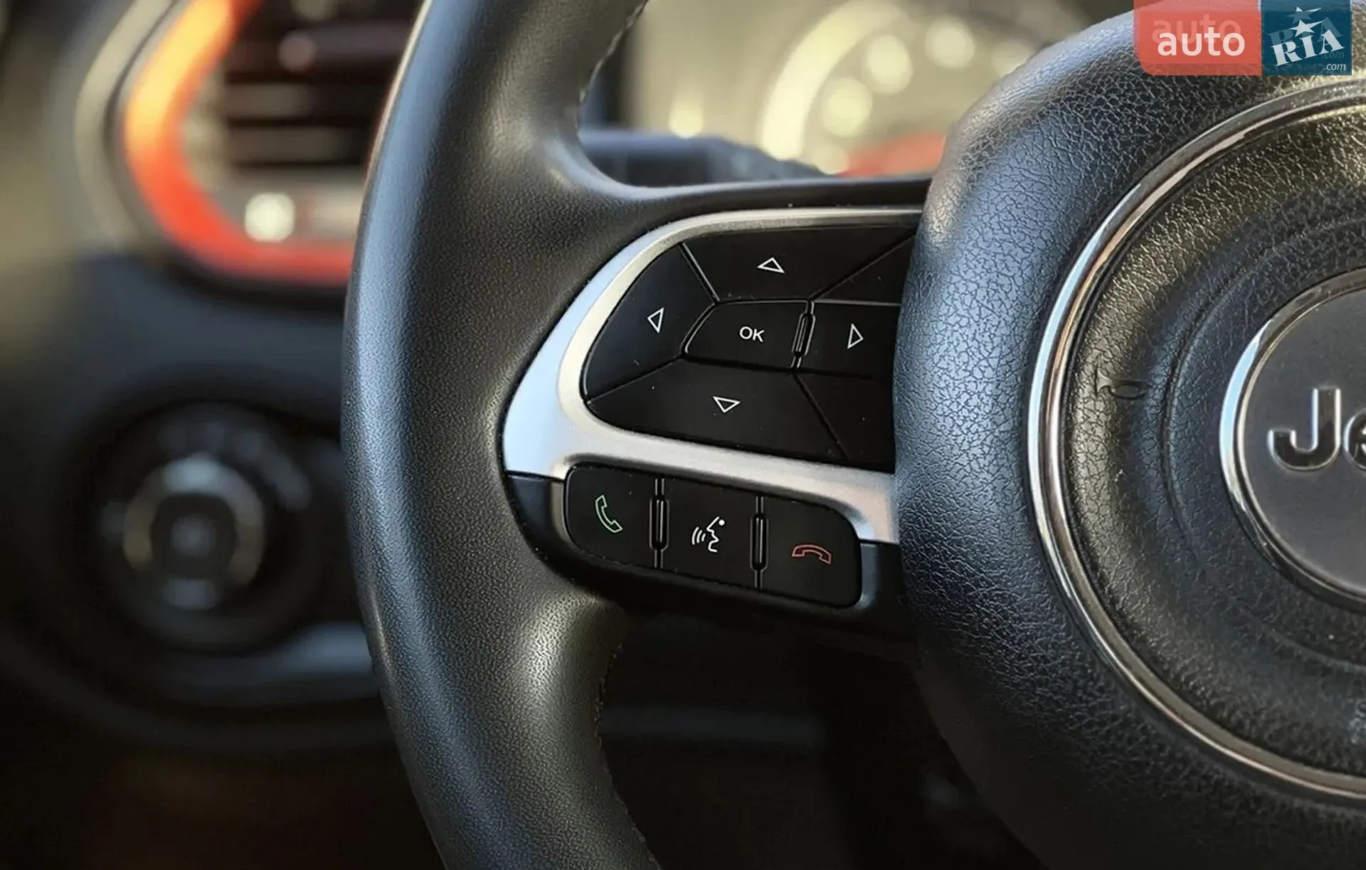 2020 Jeep Renegade - мініатюра 6