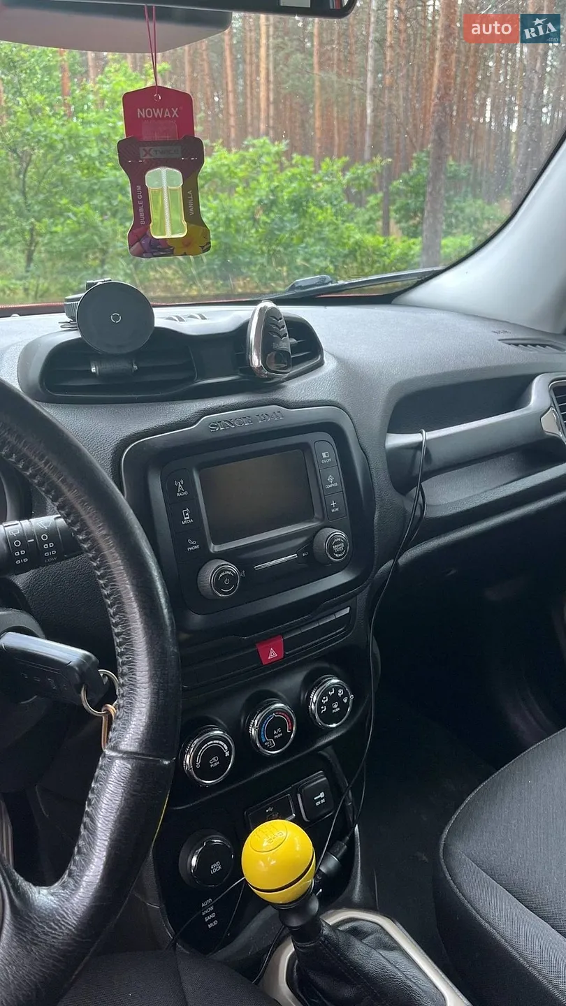 2015 Jeep Renegade - мініатюра 9