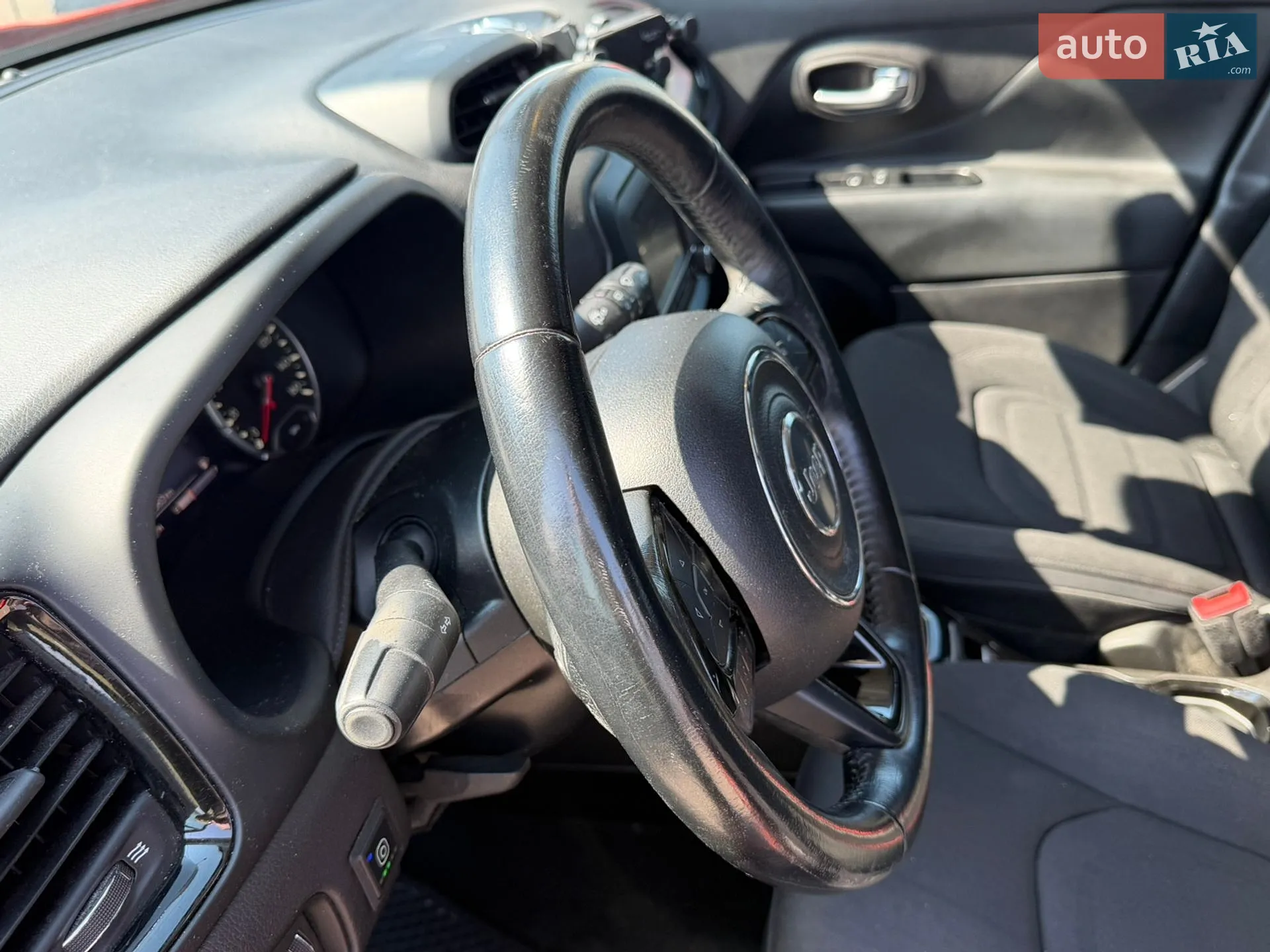 2017 Jeep Renegade - мініатюра 15