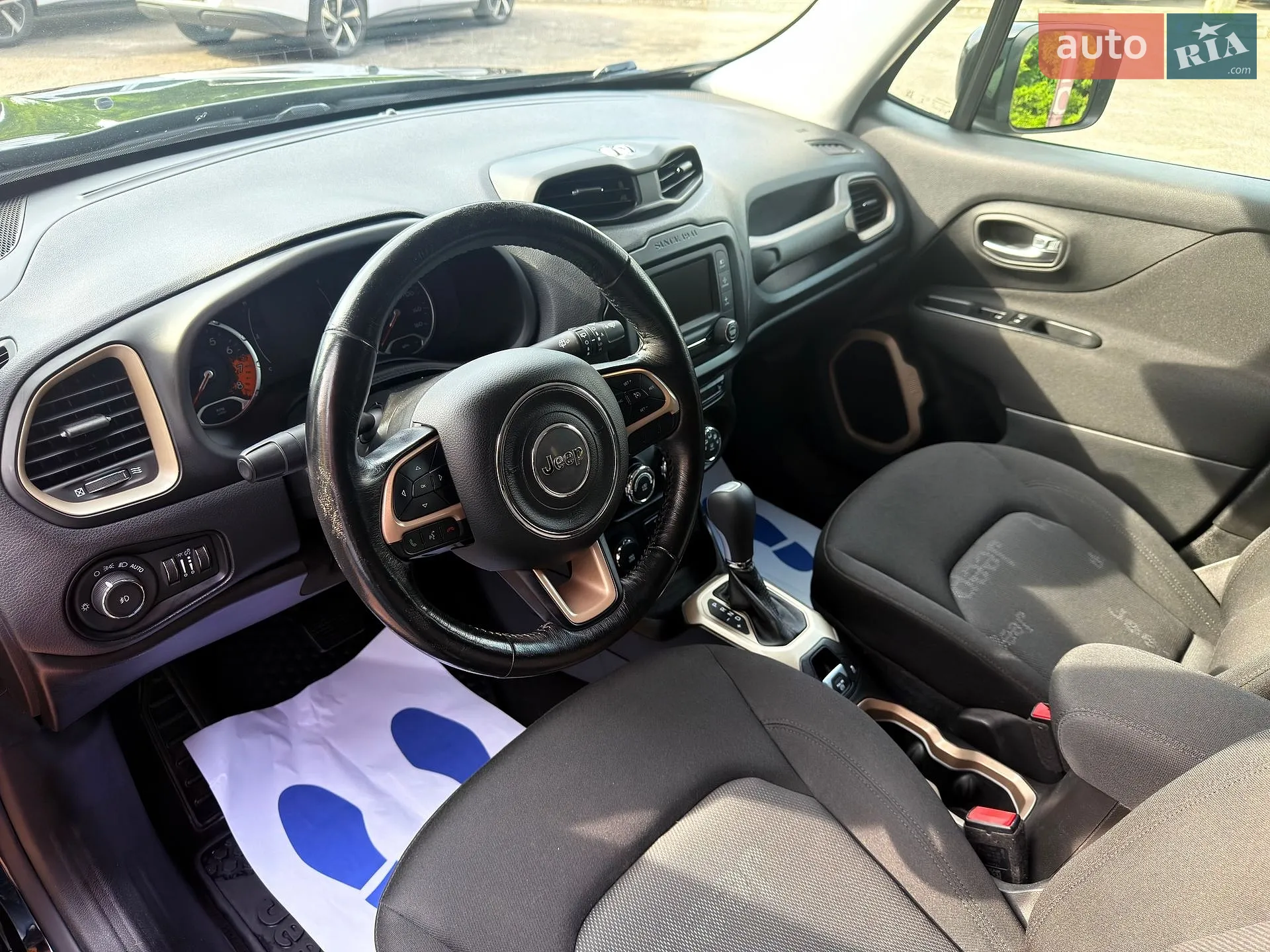 2017 Jeep Renegade - мініатюра 19