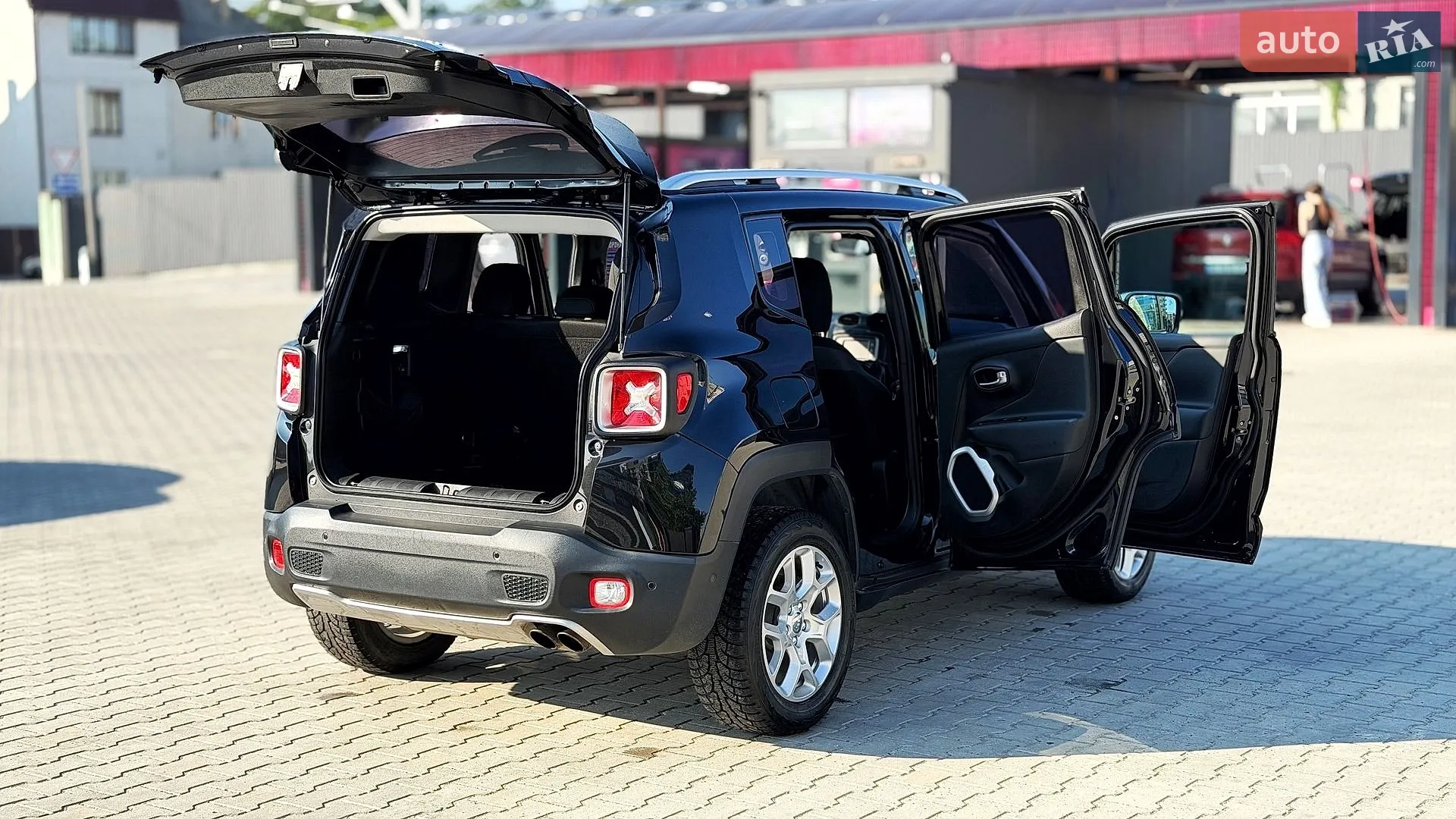 2016 Jeep Renegade - мініатюра 18