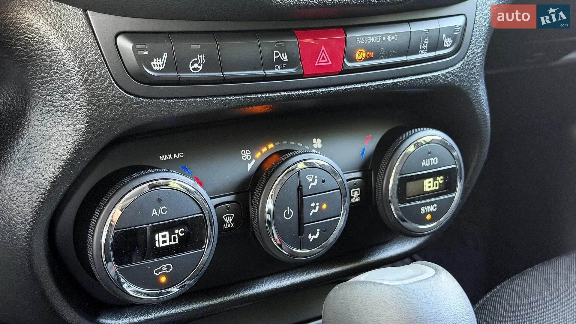 2016 Jeep Renegade - мініатюра 38