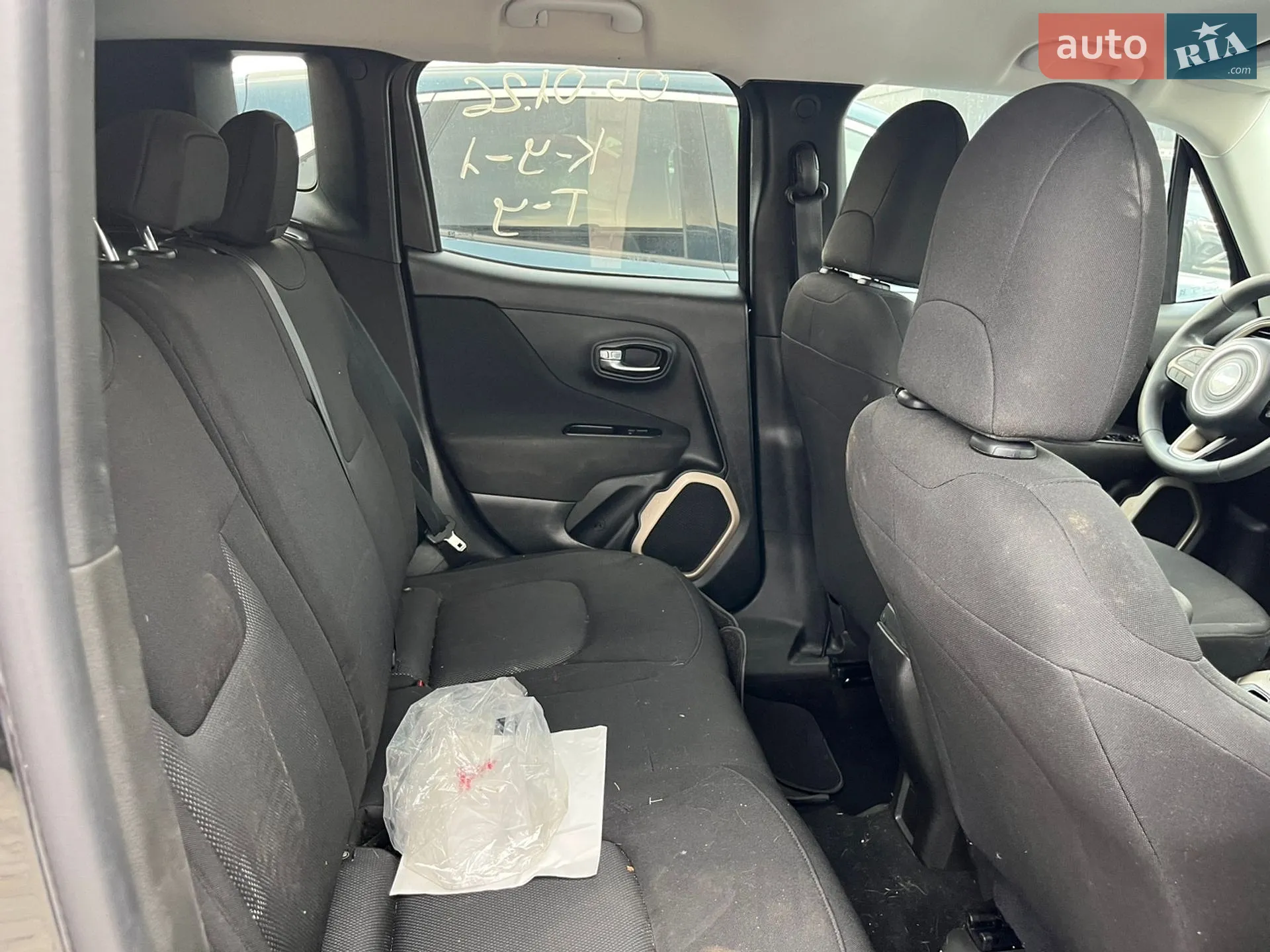 2017 Jeep Renegade - мініатюра 13