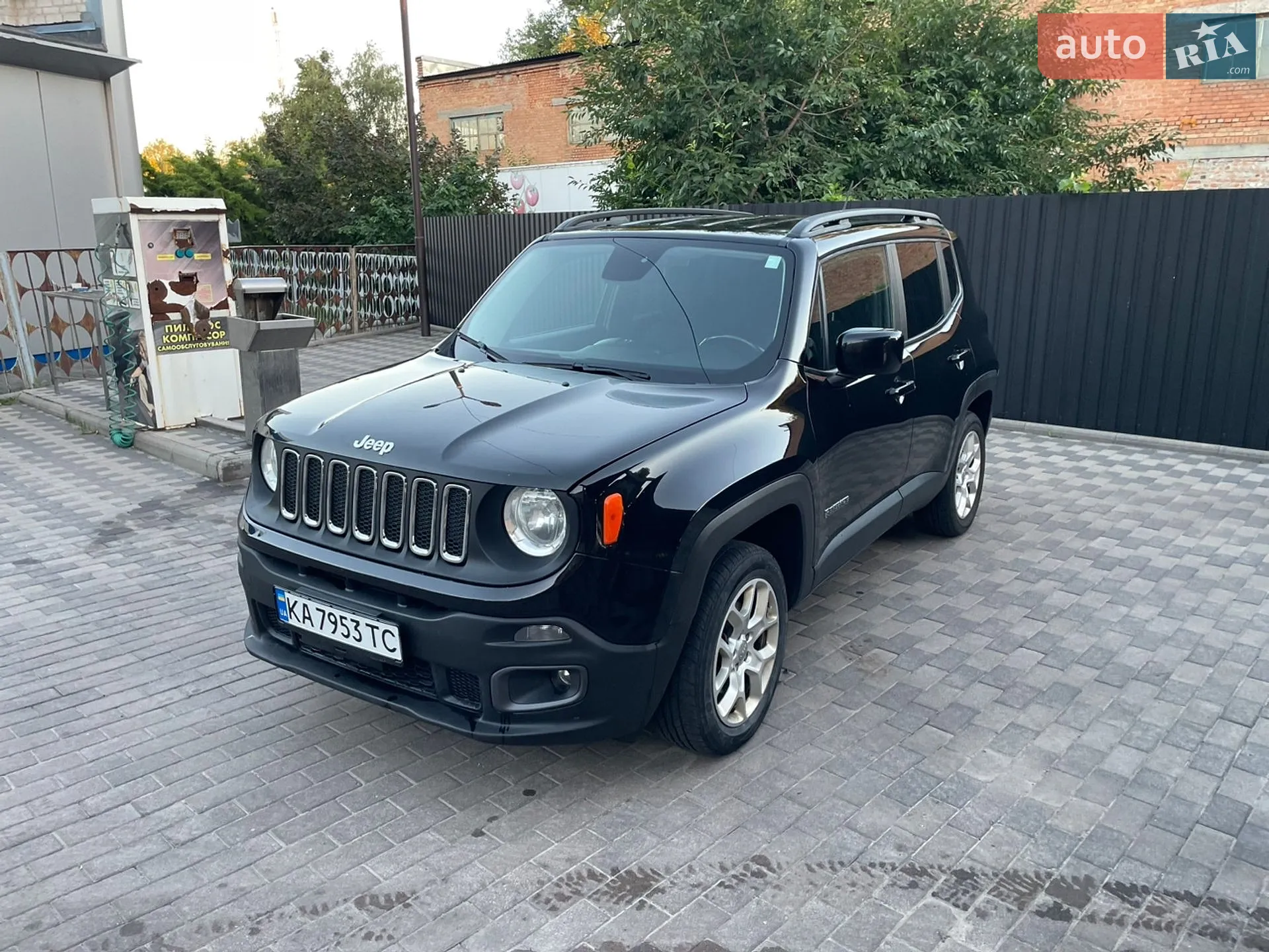 2017 Jeep Renegade - мініатюра 12