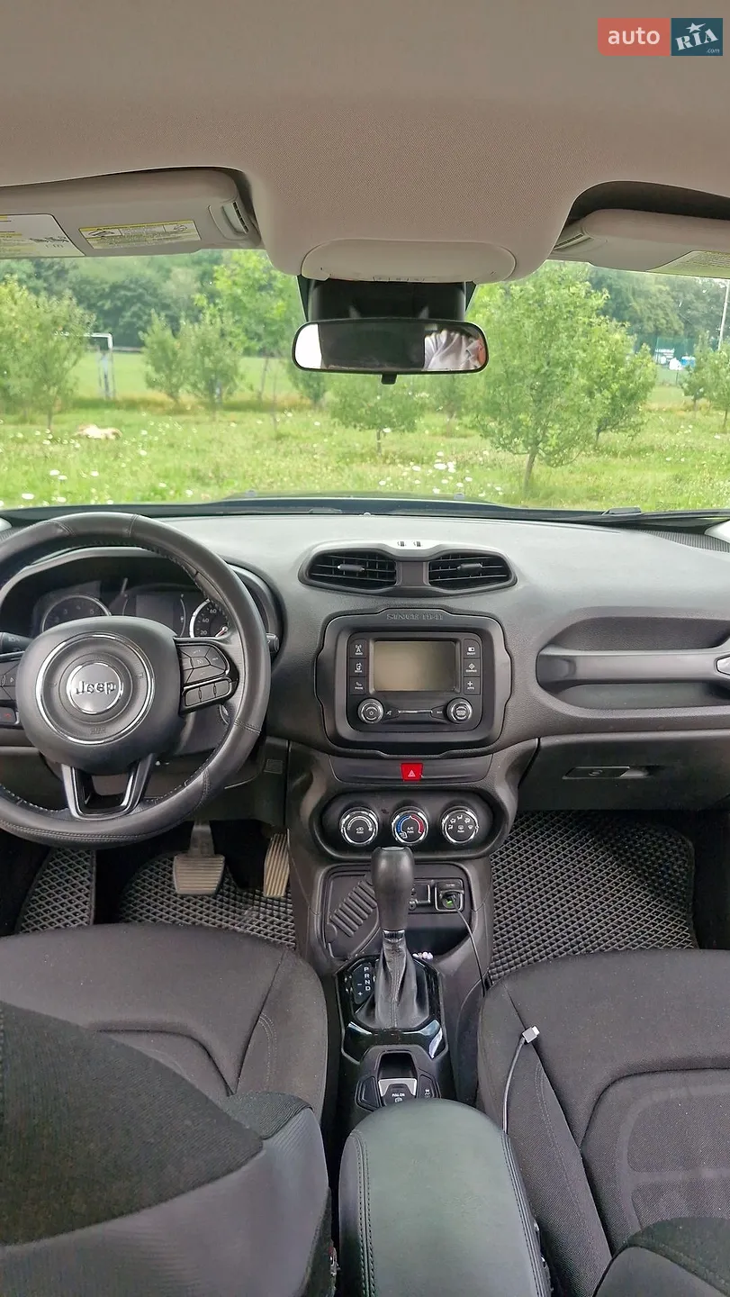2017 Jeep Renegade - мініатюра 8