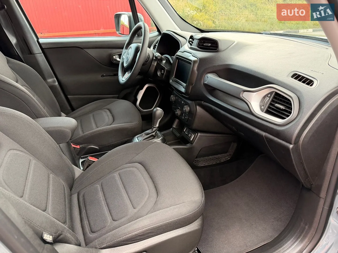 2018 Jeep Renegade - мініатюра 9