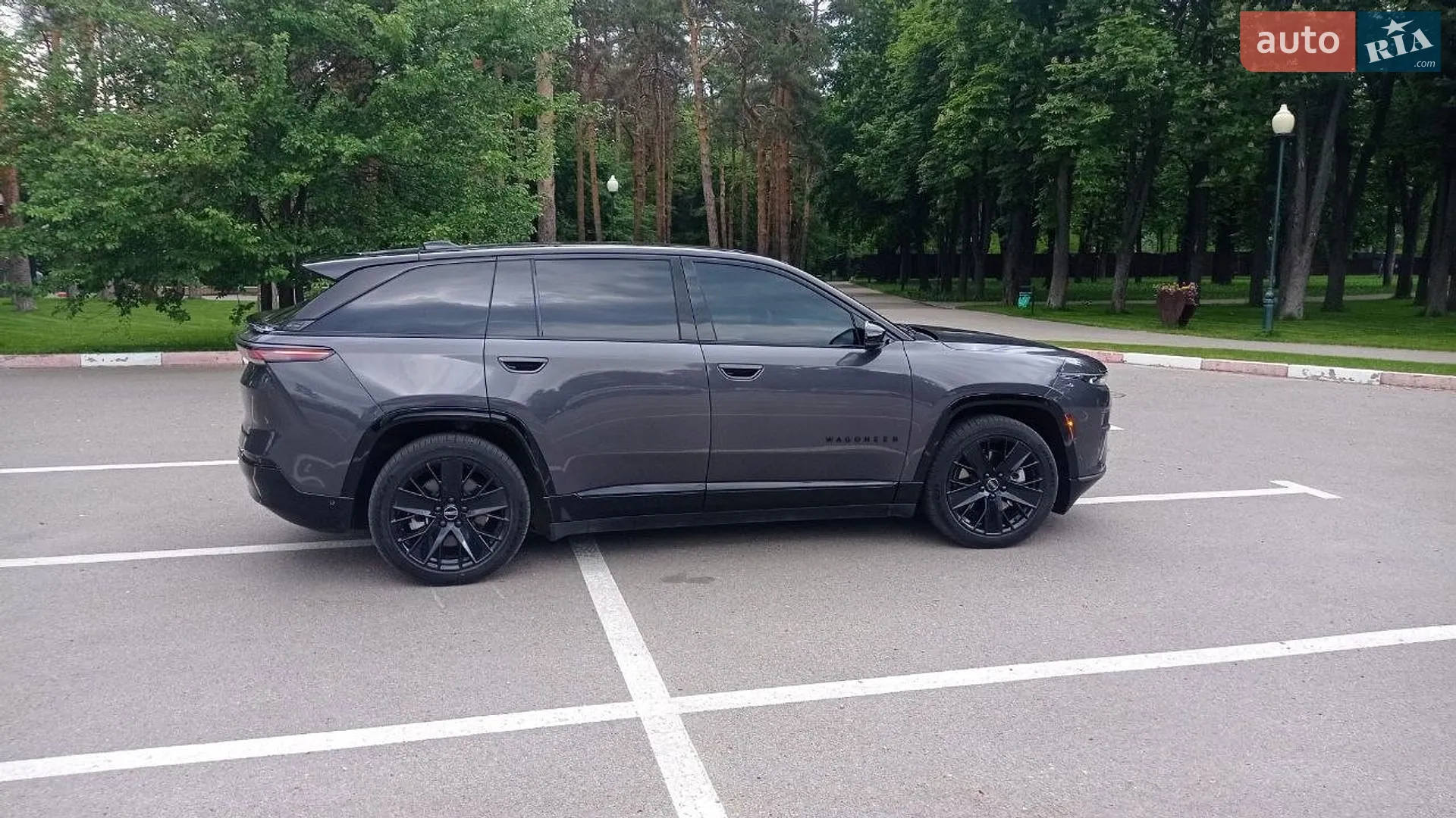 2024 Jeep Grand Wagoneer - мініатюра 10