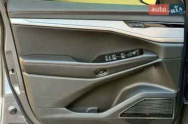 Jeep Wagoneer S 2024