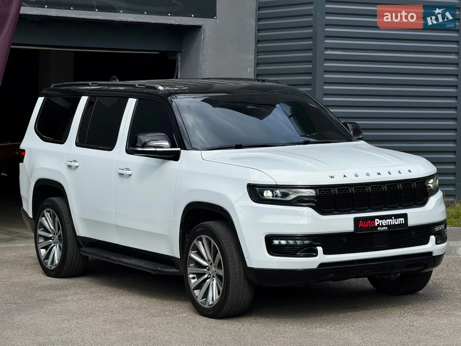 2022 Jeep Grand Wagoneer - мініатюра 5