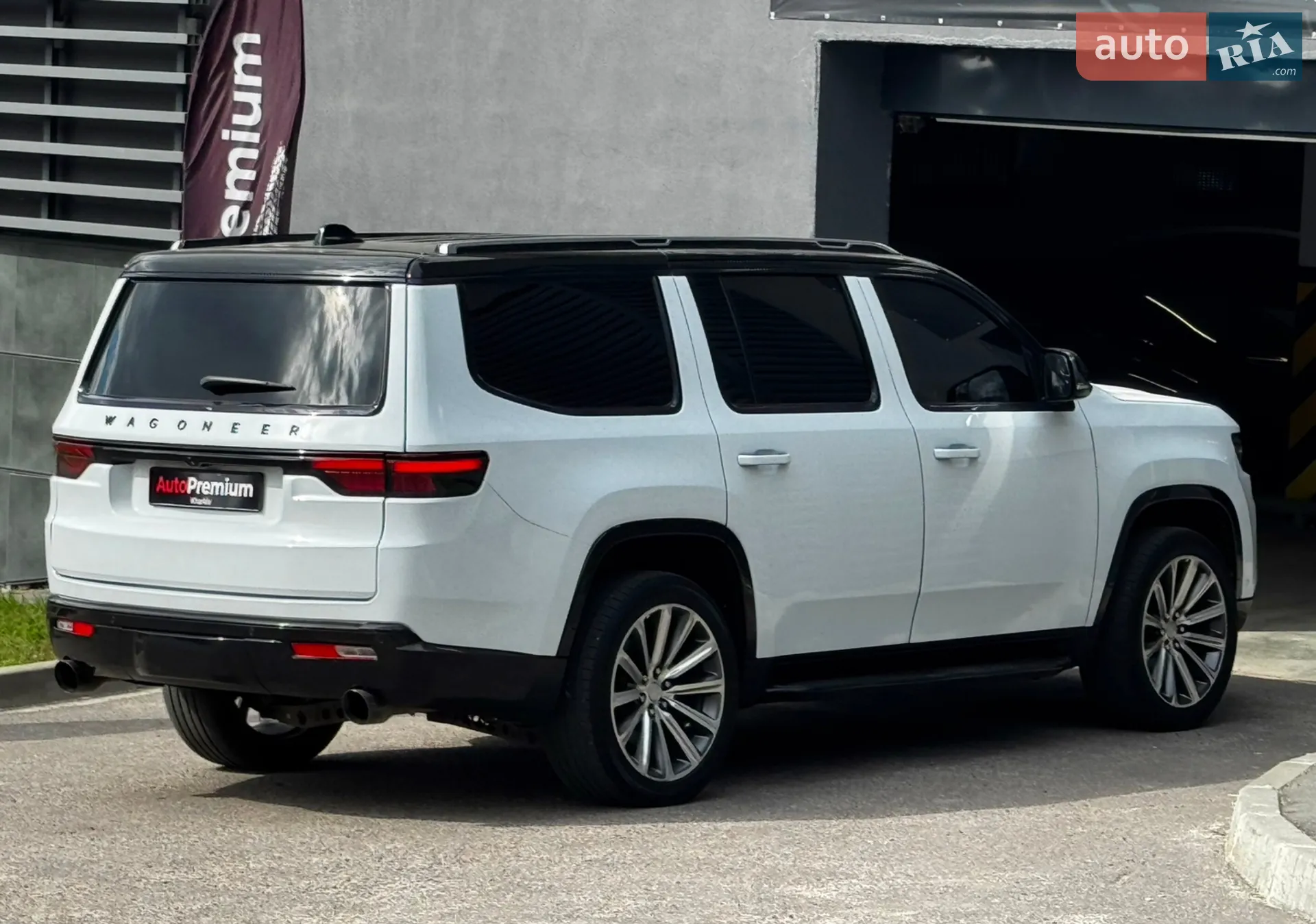 2022 Jeep Grand Wagoneer - мініатюра 7