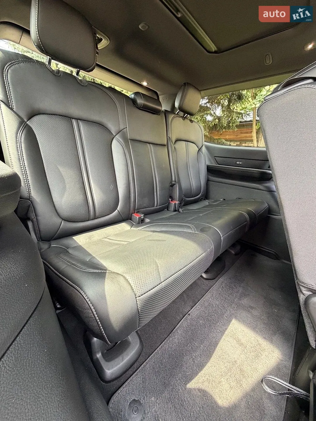2021 Jeep Grand Wagoneer - мініатюра 7