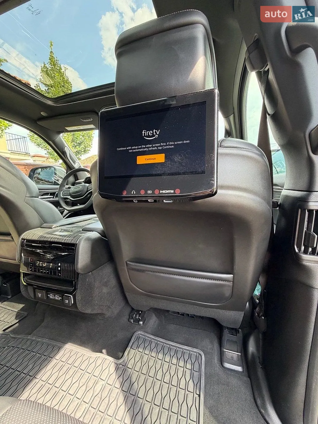 2021 Jeep Grand Wagoneer - мініатюра 18