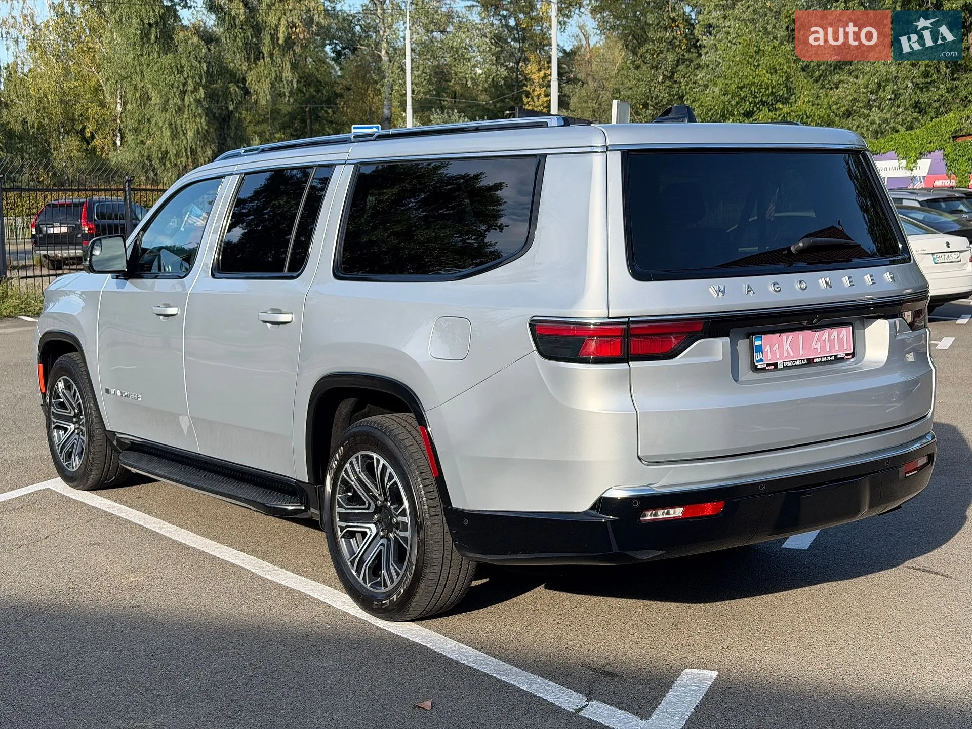 2023 Jeep Grand Wagoneer - мініатюра 5