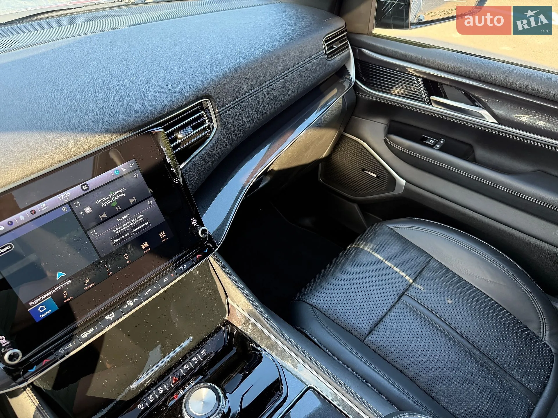 2023 Jeep Grand Wagoneer - мініатюра 34
