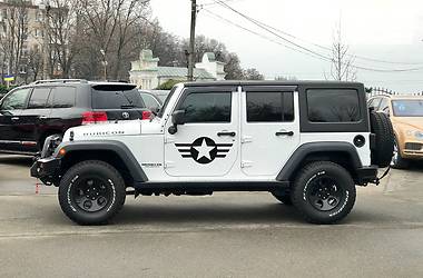 Внедорожник / Кроссовер Jeep Wrangler 2012 в Киеве