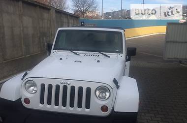  Jeep Wrangler 2015 в 