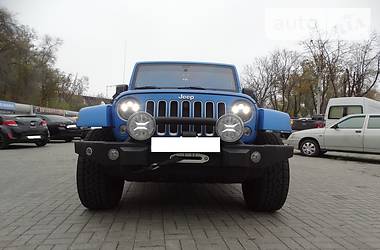 Внедорожник / Кроссовер Jeep Wrangler 2015 в Днепре