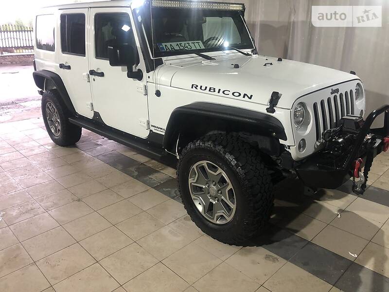 Позашляховик / Кросовер Jeep Wrangler 2015 в Києві