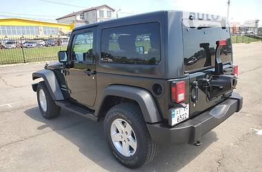 Позашляховик / Кросовер Jeep Wrangler 2012 в 
